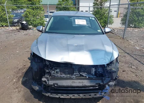 2019 Volkswagen Jetta 1.4T R-Line/1.4T S/1.4T Se z USA, uszkodzony, nr VIN 3VWCB7BU5KM238861